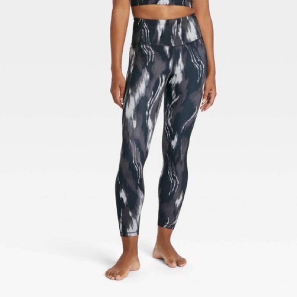 Women’s Contour Leggings 26”